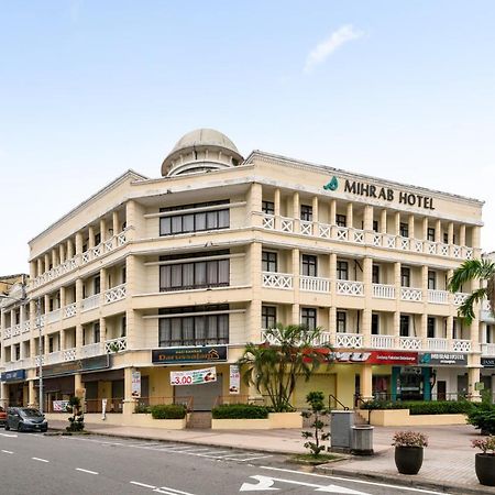 Mihrab Hotel פוטראג'איה מראה חיצוני תמונה