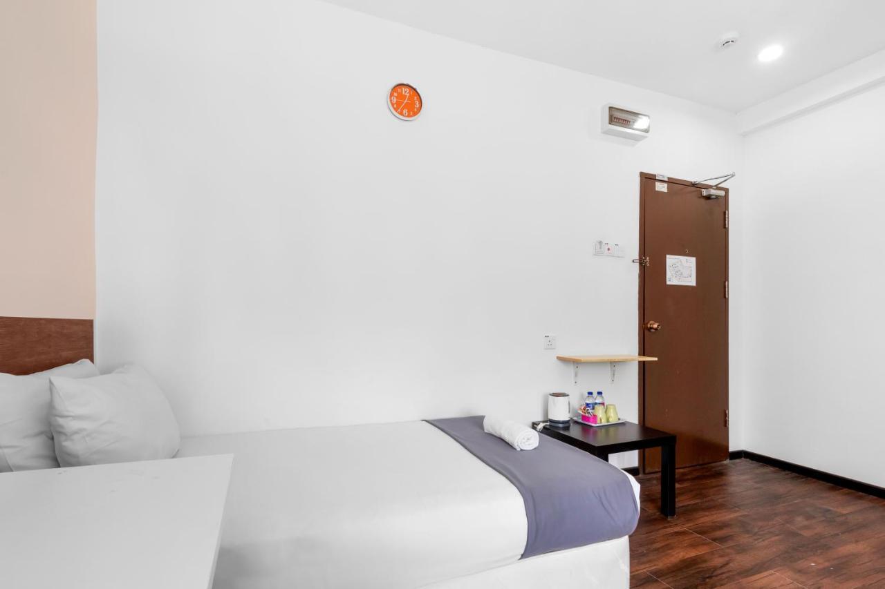 Mihrab Hotel פוטראג'איה מראה חיצוני תמונה