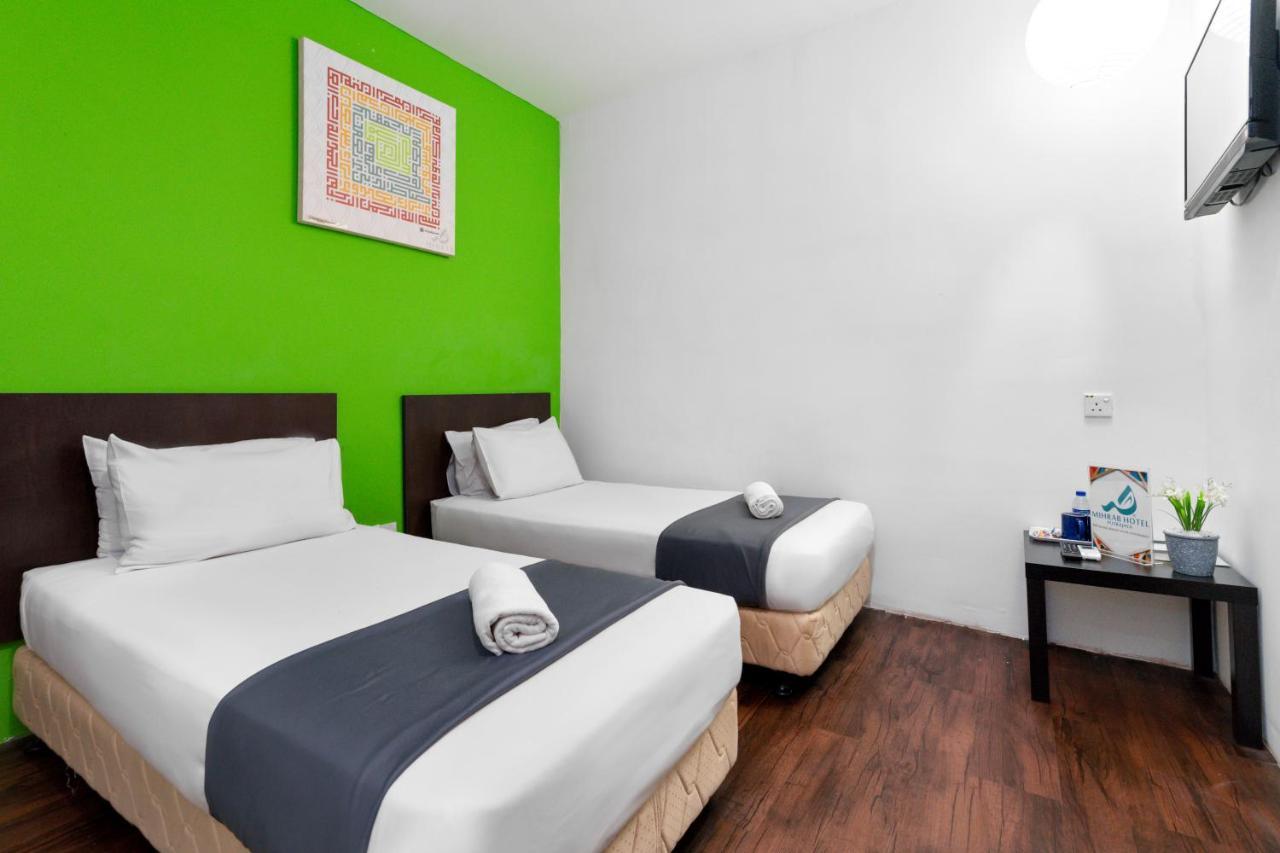 Mihrab Hotel פוטראג'איה מראה חיצוני תמונה