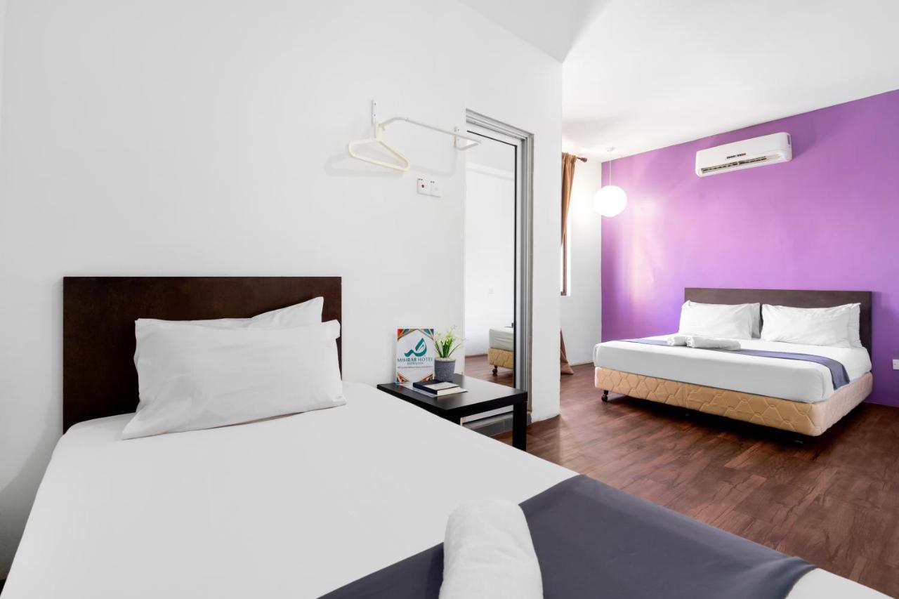 Mihrab Hotel פוטראג'איה מראה חיצוני תמונה